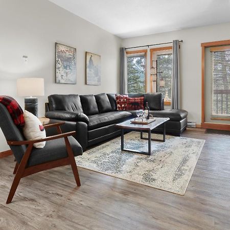 Grizzly Lodge Canmore Esterno foto