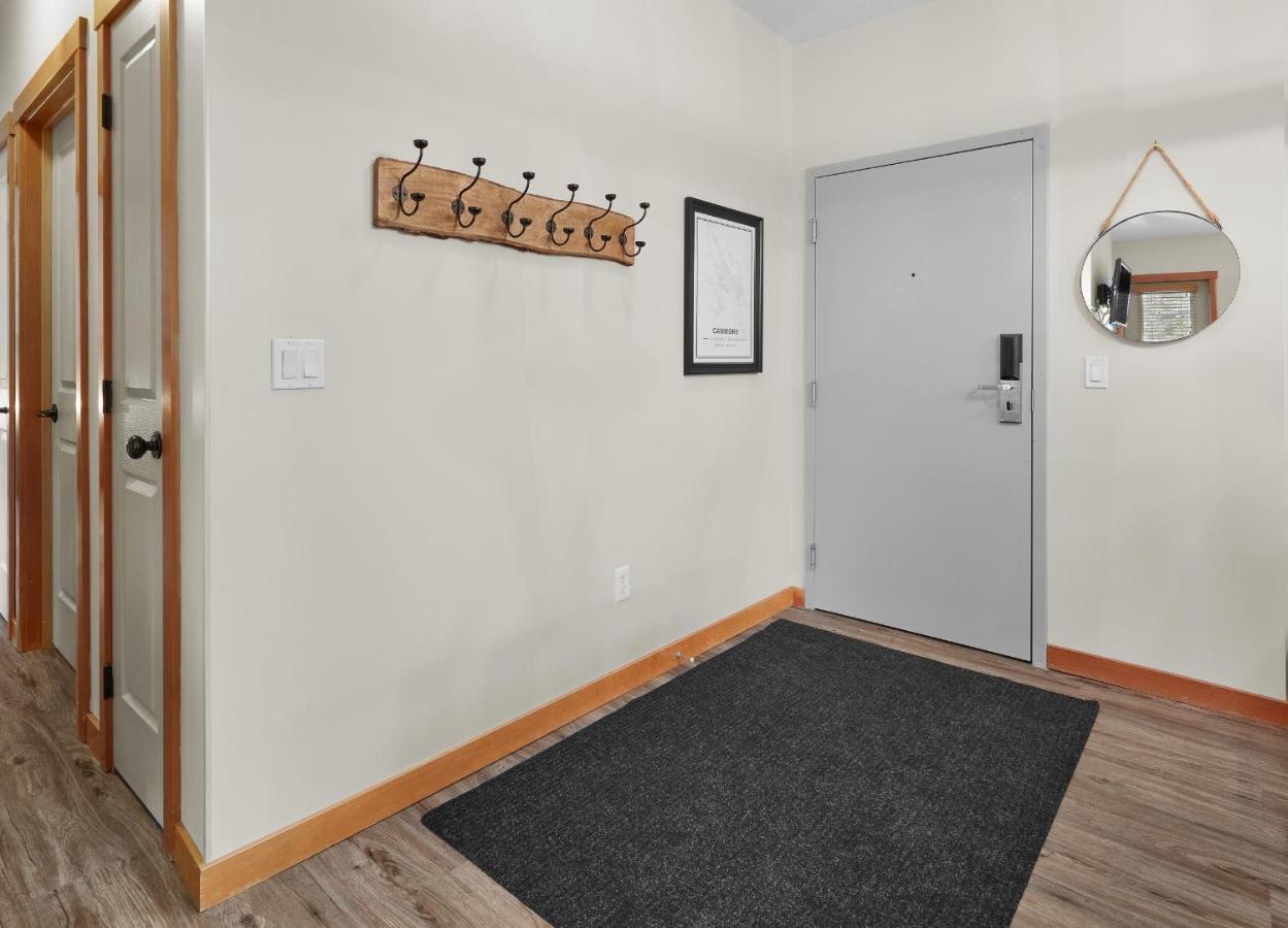 Grizzly Lodge Canmore Esterno foto