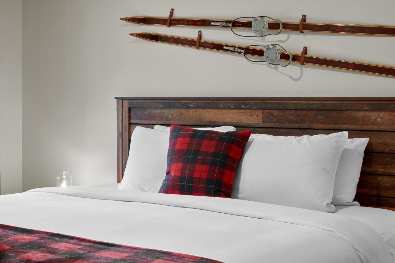 Grizzly Lodge Canmore Esterno foto