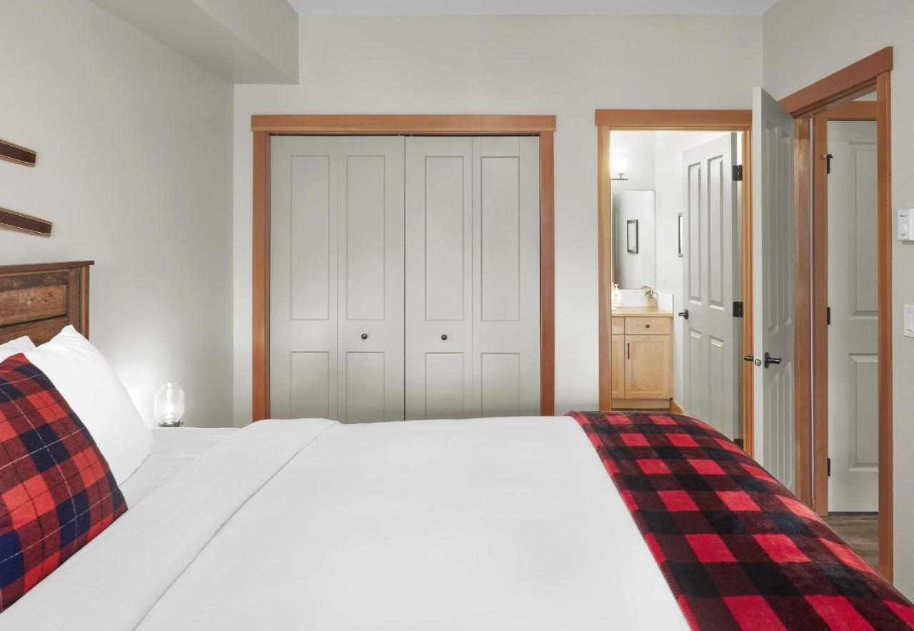 Grizzly Lodge Canmore Esterno foto