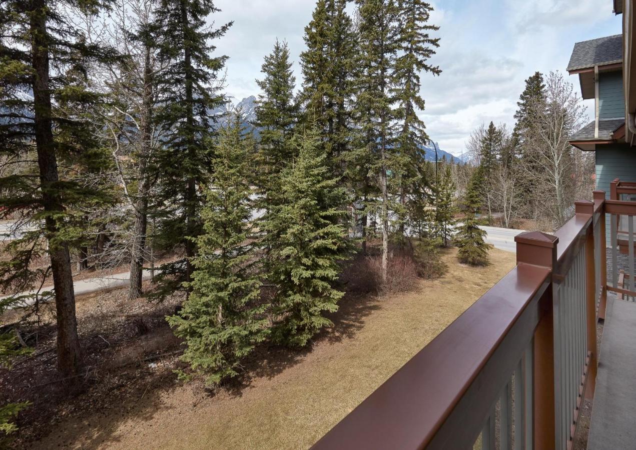 Grizzly Lodge Canmore Esterno foto