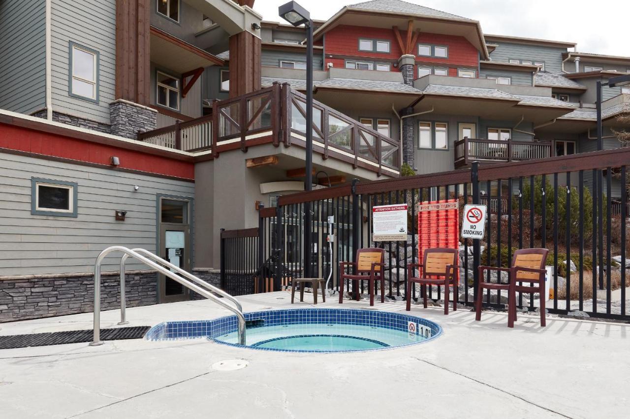 Grizzly Lodge Canmore Esterno foto