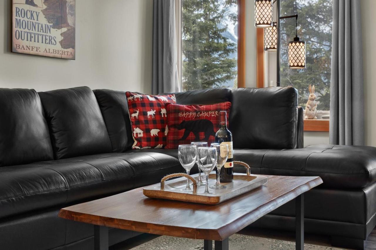Grizzly Lodge Canmore Esterno foto